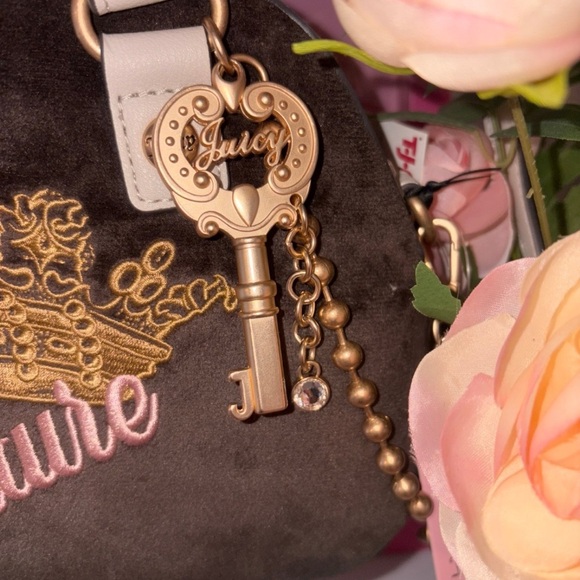 Juicy Couture The Key To Juicy Dome Satchel Bag Chocolate Brown - Picture 3 of 3